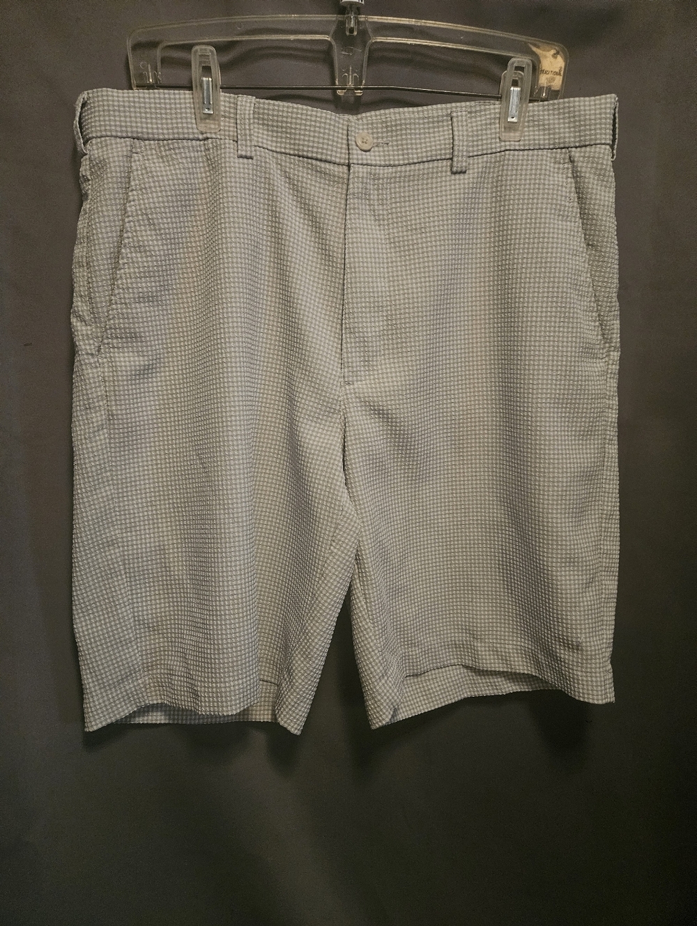 PGATOUR Men's Light Blue Check (Sheersucker Type) Golf Shorts Sz 36X9.5